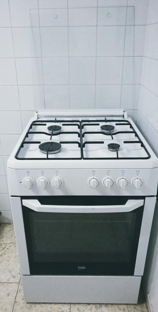 ♨ למכירה במיידי!!! ♨
תנור גז משולב של חברת Beko
אר