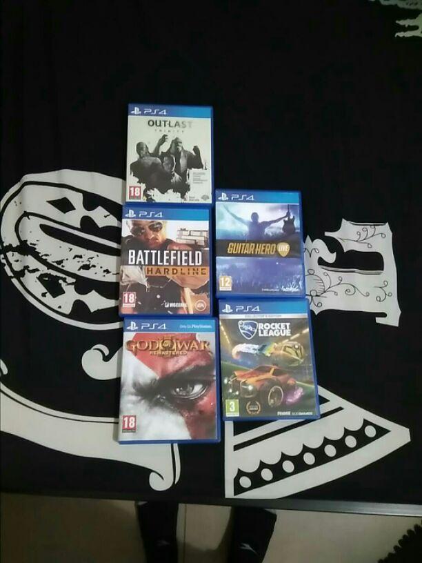   משחקים לps 4  