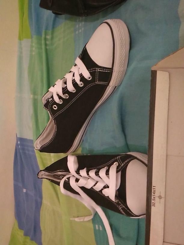 נעלי Lee Cooper דמוי all star שחורות 