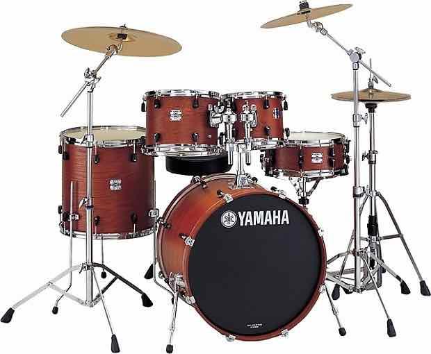 YAMAHA Stage Custom advantage nouveau made in Indonesia 