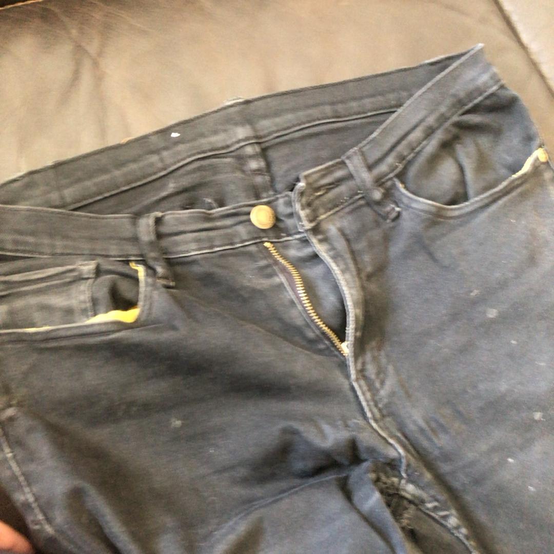 גינס volcom למסירה במטבע יאפ