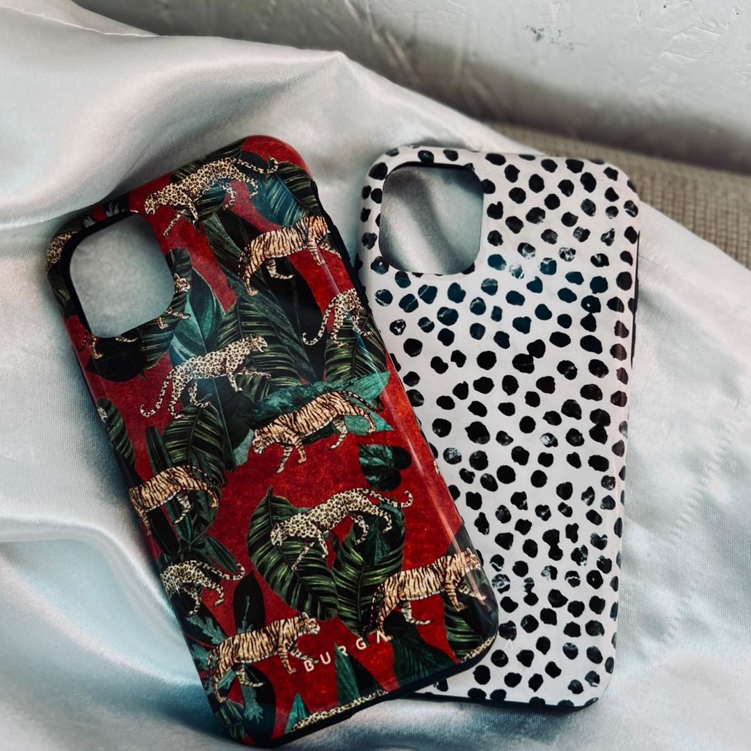 2 iPhone 11 cases
Top quality 💕
150 ILS for 2 cases ❤️