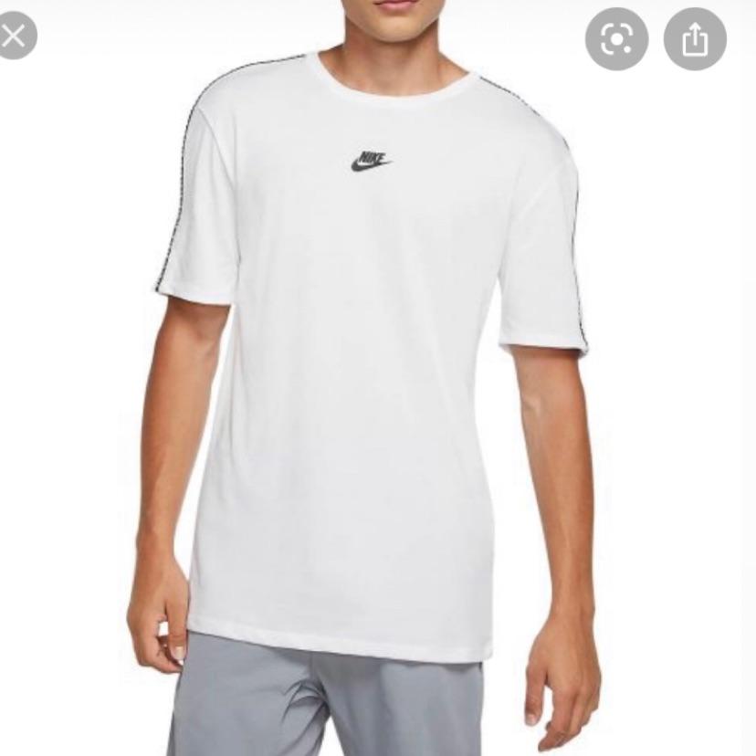 Nike standard fit