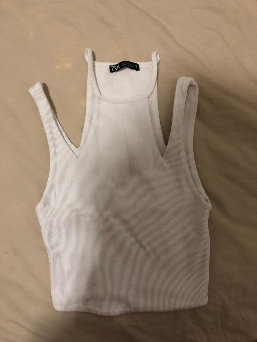 גופייה לבנה ZARA