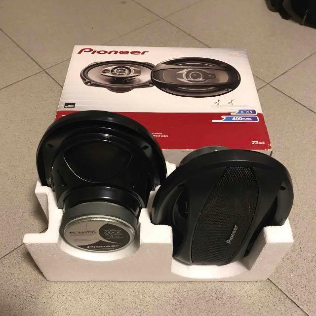 ‏‏200 שקלים‏ כל אחד