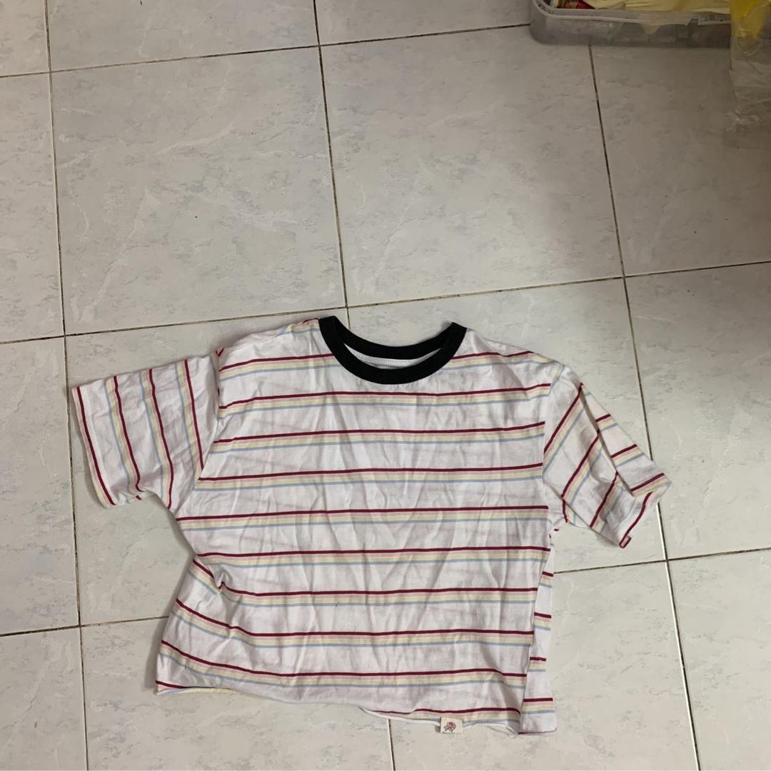 חולצת פסים קצרה מידה m מתאימה גם לs