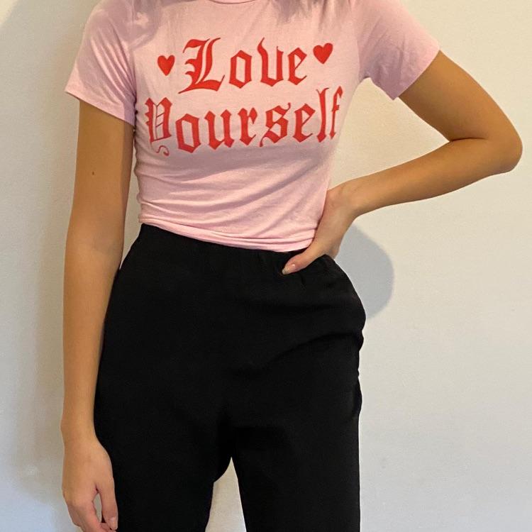 חולצת self love מאסוס
