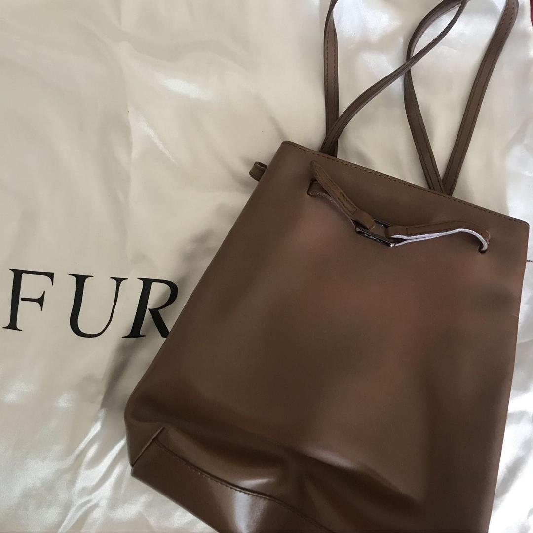 תיק גב קטן מעור איכותי מאוד מבית פורלה Furla
