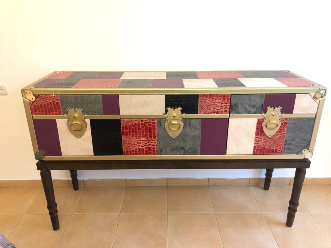 מזנון מחברת ביתילי עם מגירות