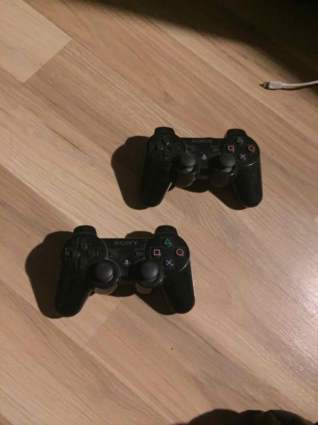 שלטים לסוני 3
