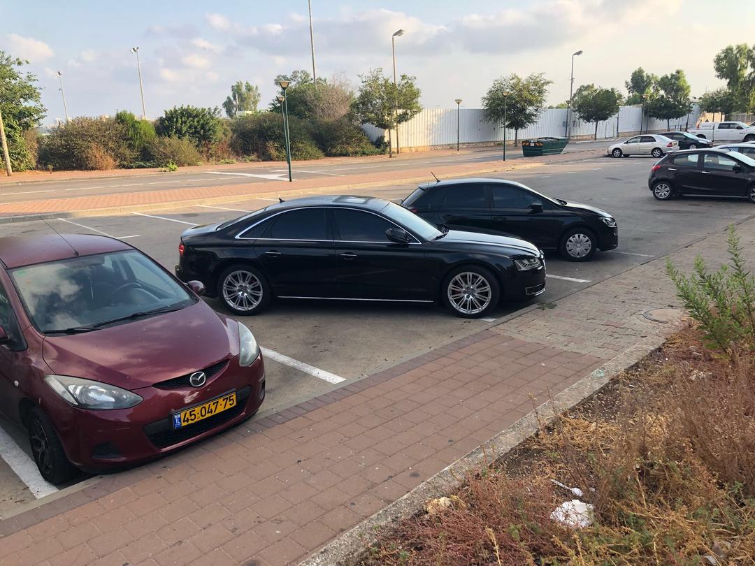 אאודי a8 יד 2