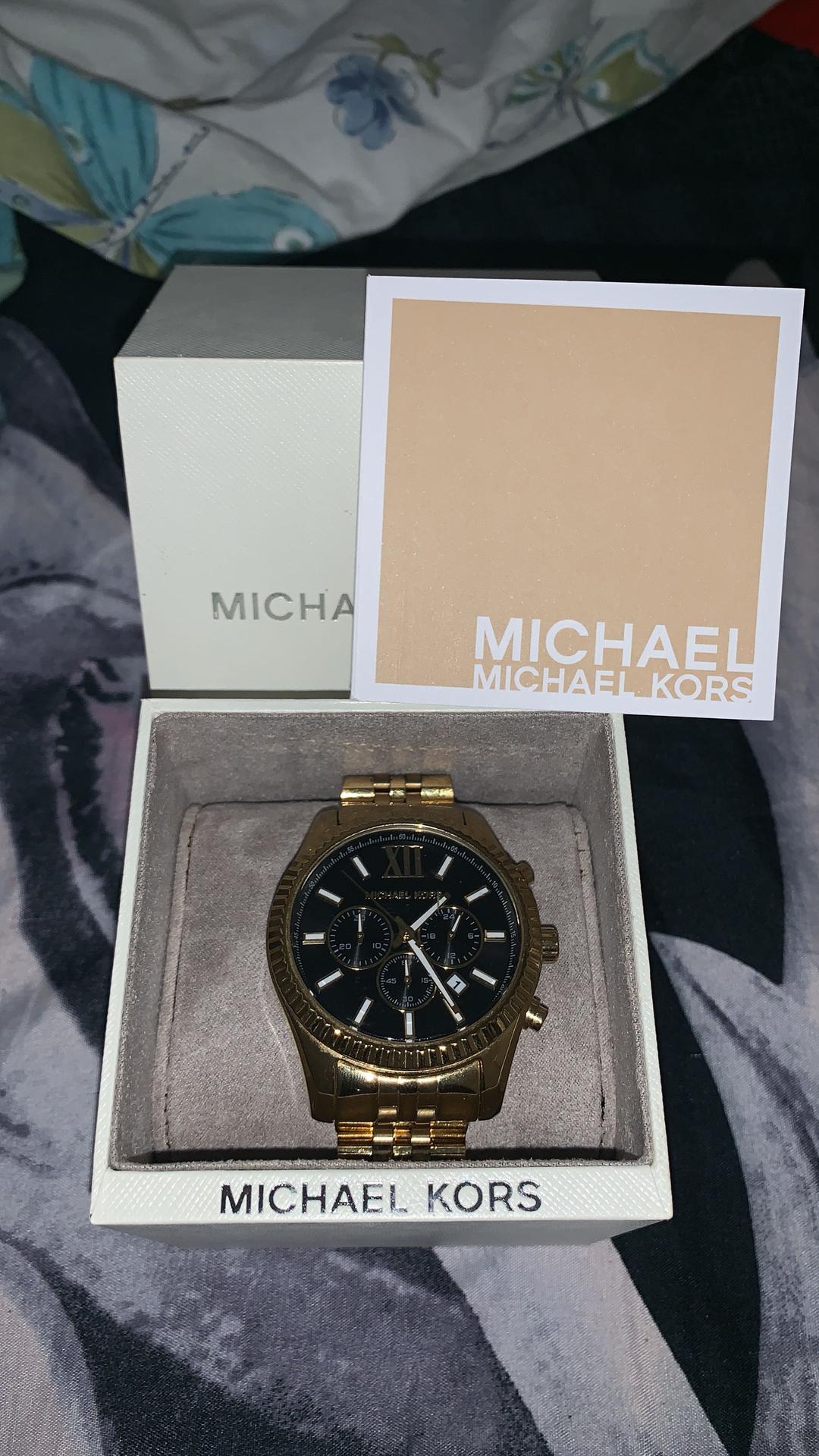 שעון של MICHAEL KORS