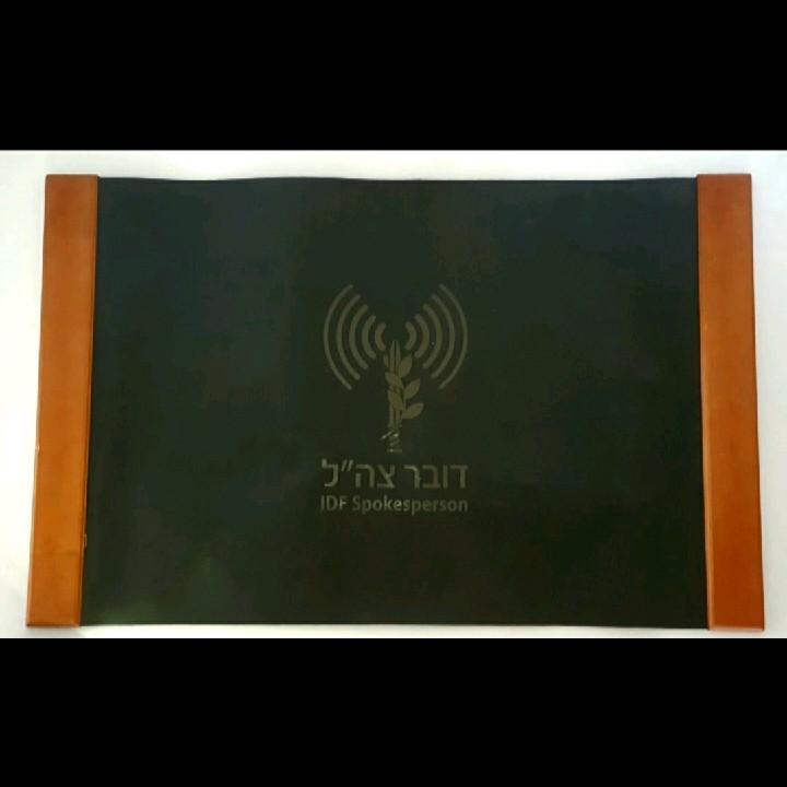 משטח שולחן כתיבה