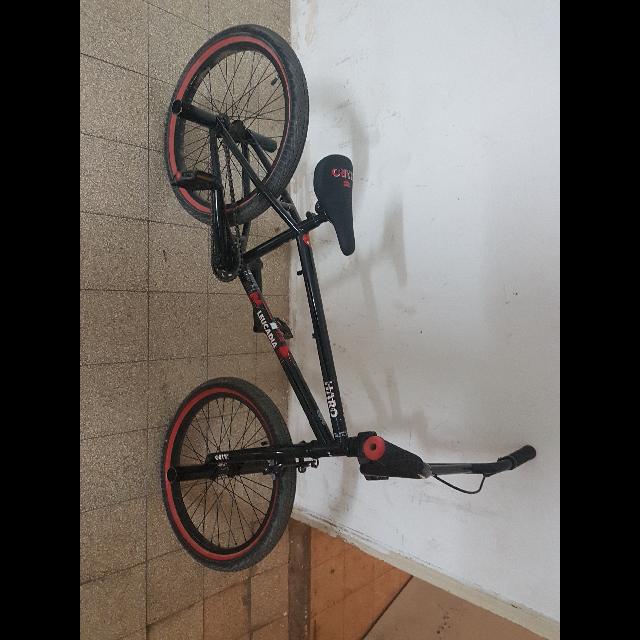 אופני פעלולים Bmx Haro
