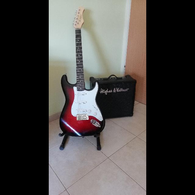 גיטרה חשמלית + מגבר 500w במצב מצוין