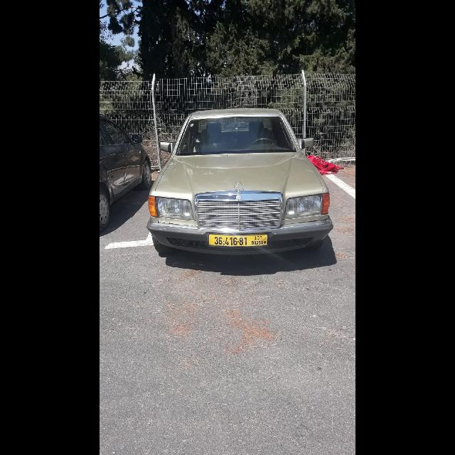 מרצדס 1981 יד 2