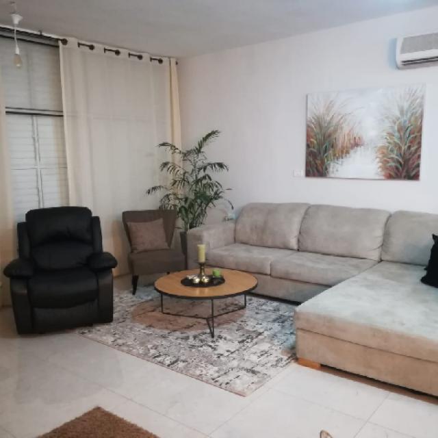 למכירה דירה 3 חדרים עולי הגרדום 10 נתניה