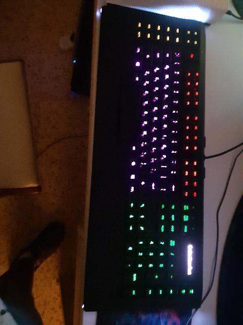 מקלדת גיימרים steelseries apex 350