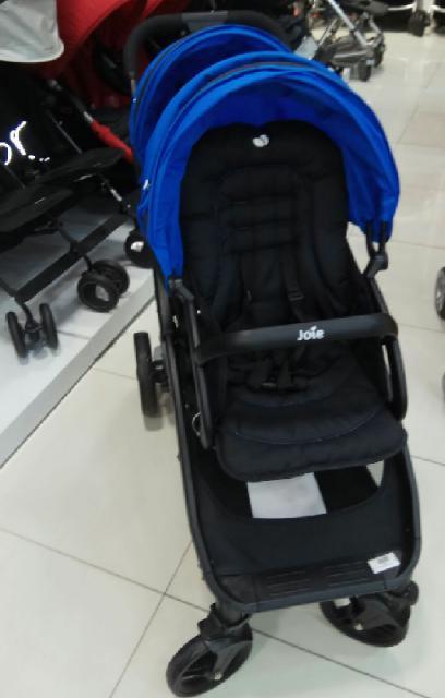 עגלת ג׳וי לתאומים