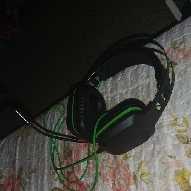 אוזניות מחברת razer איכותיות במיוחד ,שמע היקפי מעולה