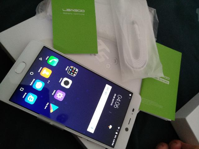 סמארטפון חדש בקופסה Leagoo T5 4G 64GB