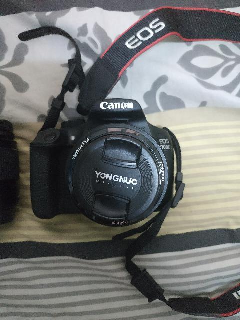 מצלמת Canon 1300D