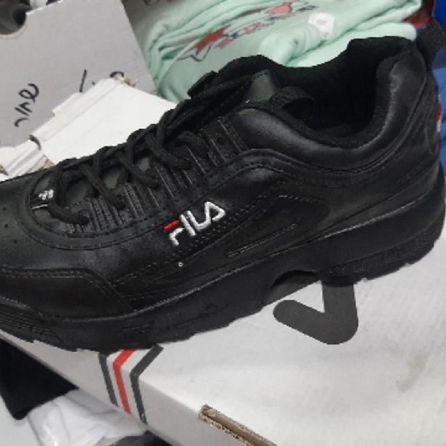 נעלי מותגים לגברים