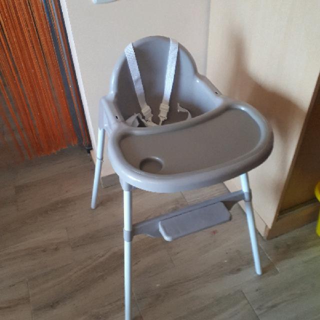 כיסא אוכל
