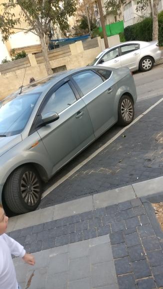 פורד מונדאו טיטניום 2009